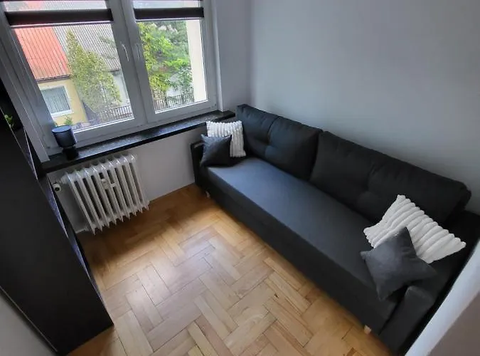 400 Metrow Od Plazy/400 Meters From The